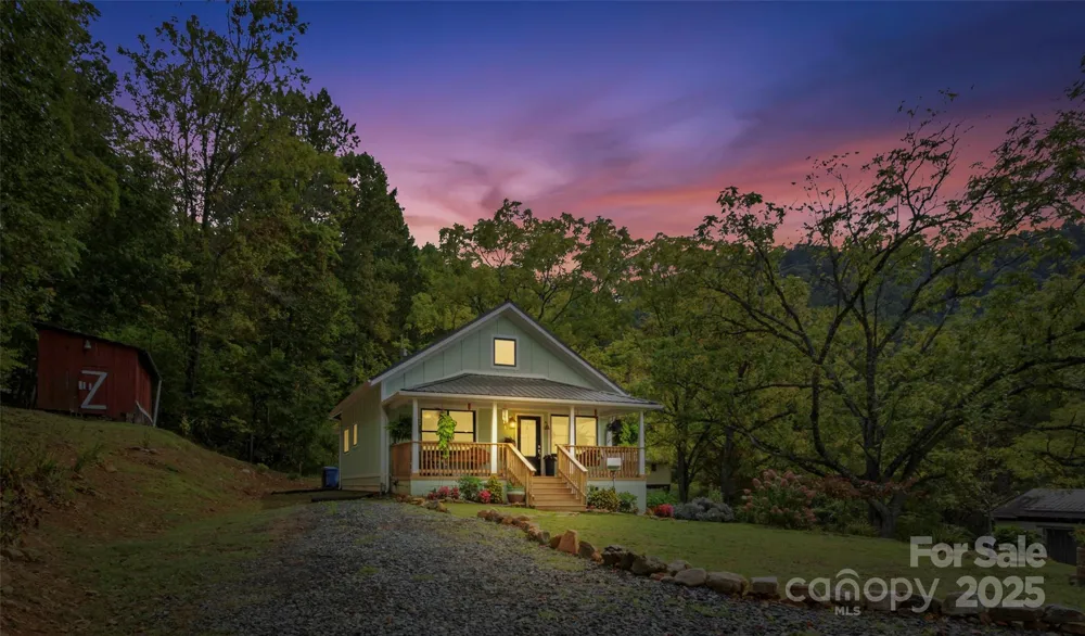 407 Terrell Drive Bakersville, NC 28705