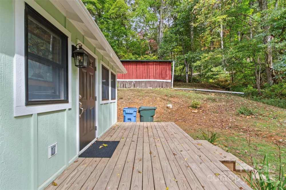 407 Terrell Drive Bakersville, NC 28705