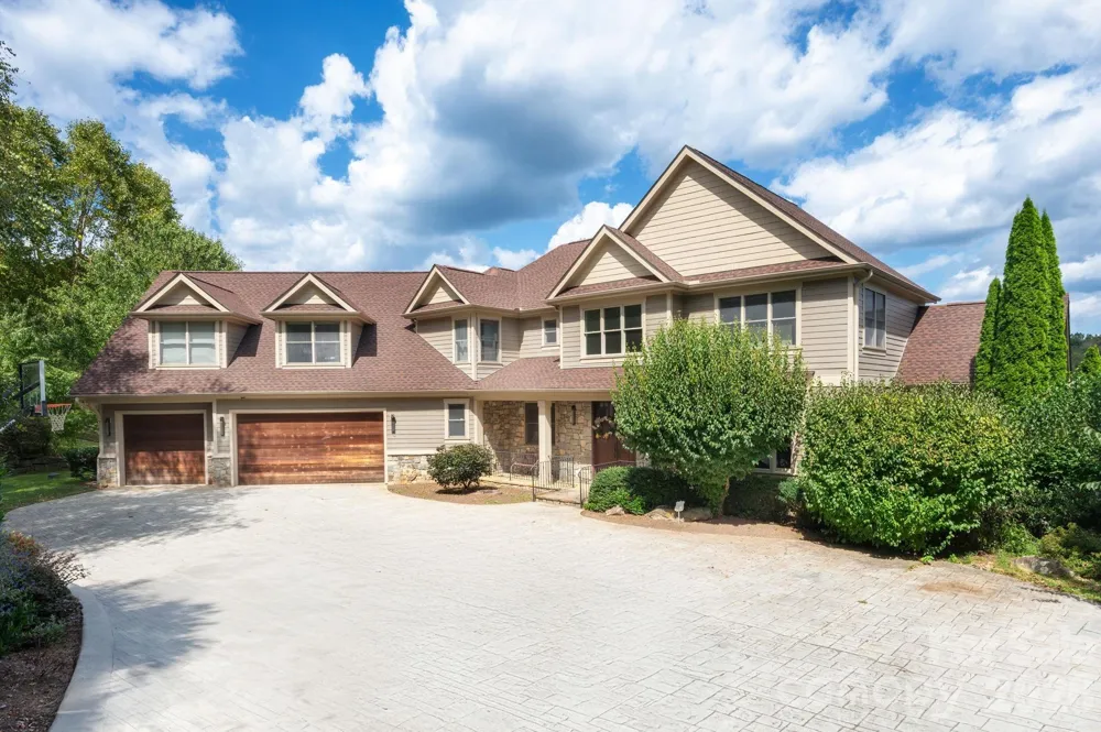 31 Bradford Vistas Drive Fletcher, NC 28732