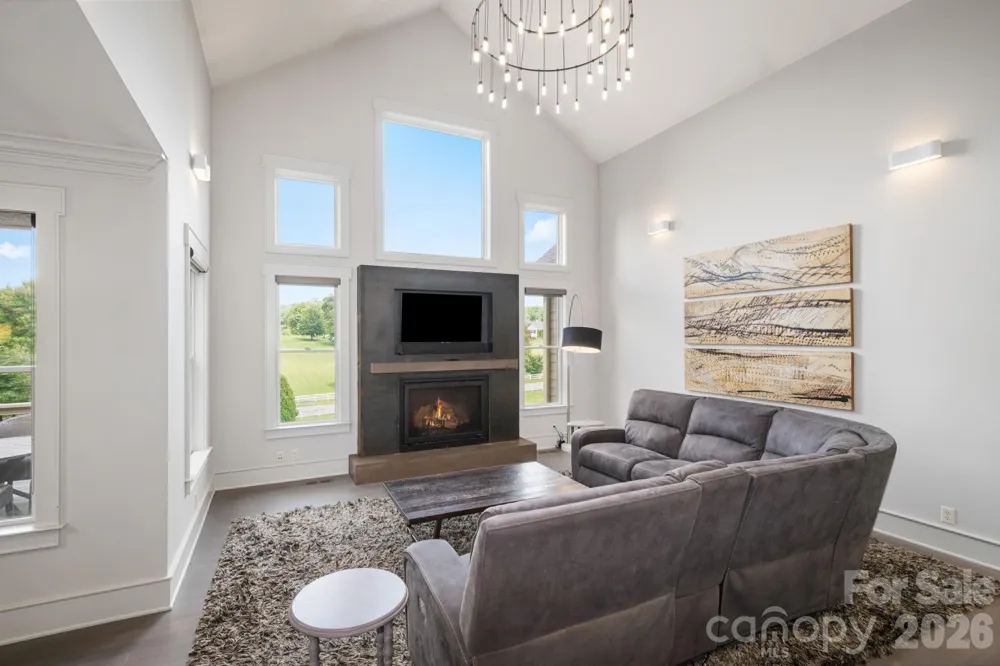 31 Bradford Vistas Drive Fletcher, NC 28732