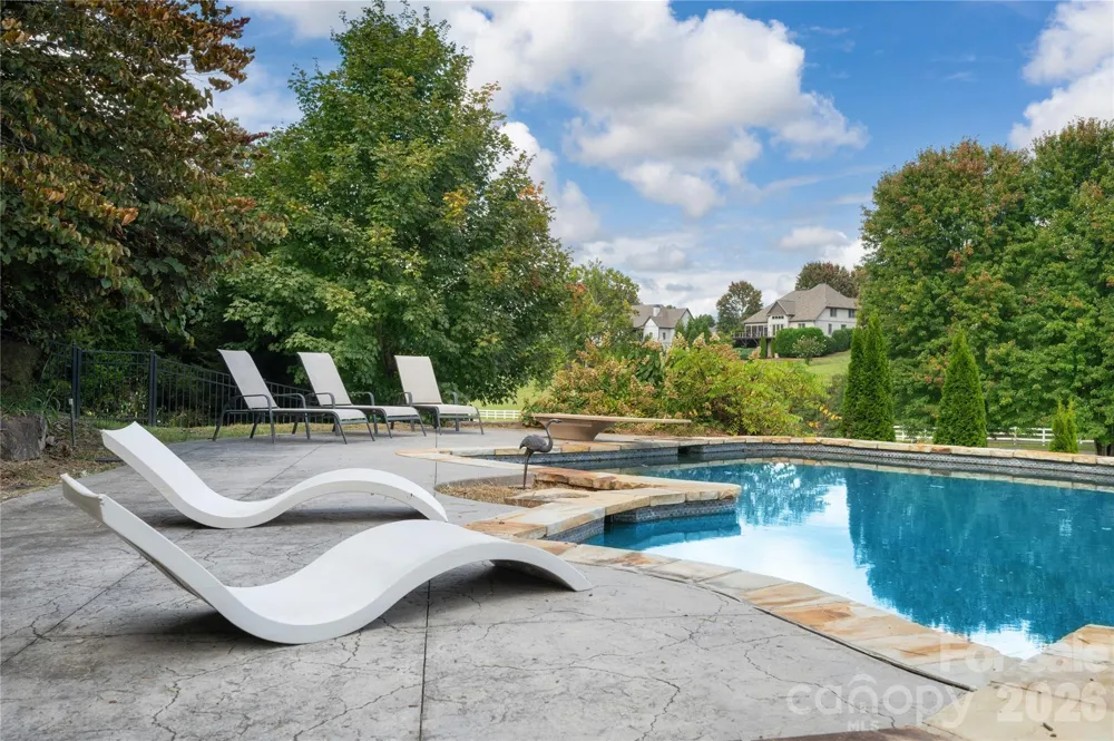 31 Bradford Vistas Drive Fletcher, NC 28732
