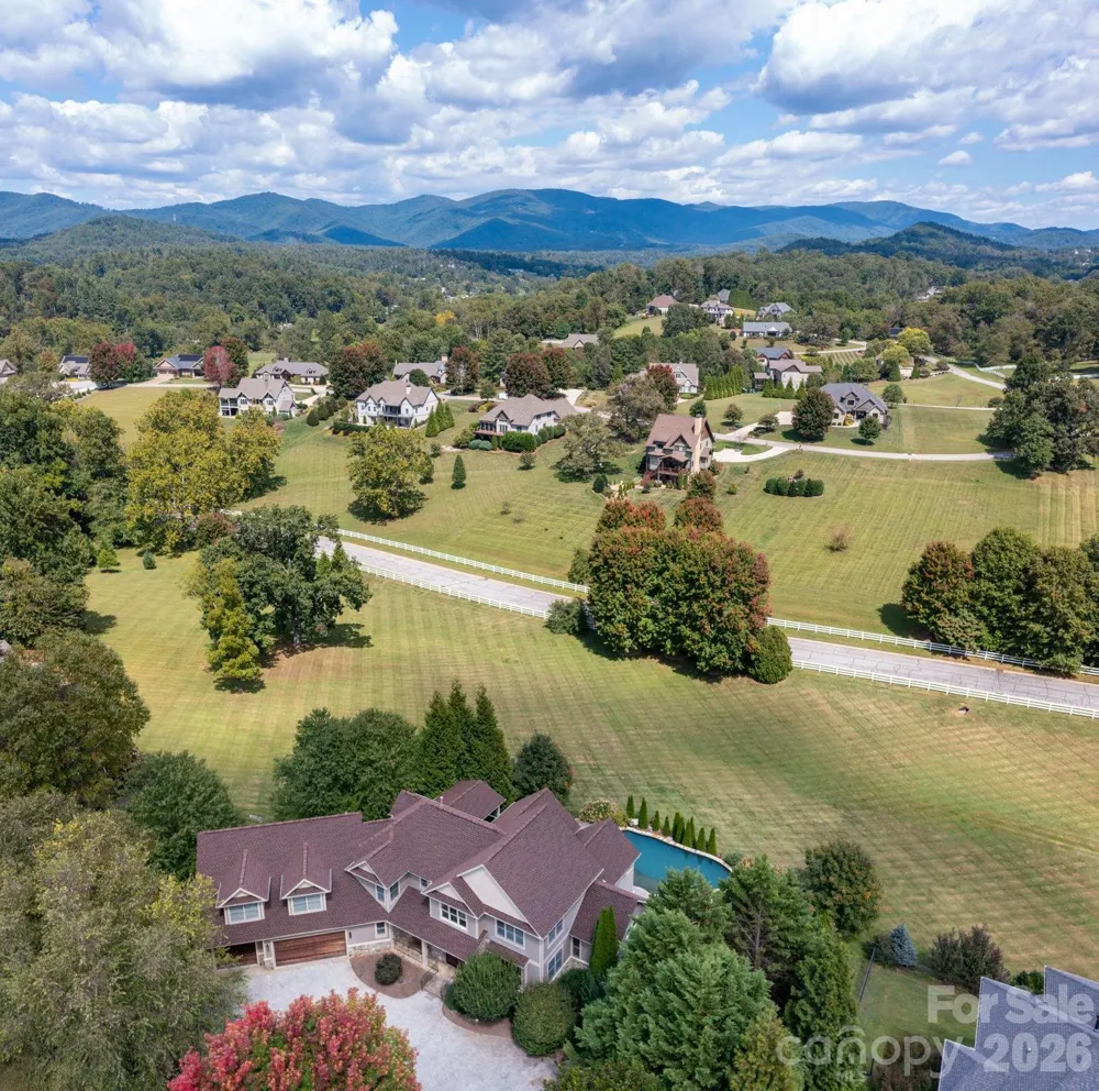 31 Bradford Vistas Drive Fletcher, NC 28732