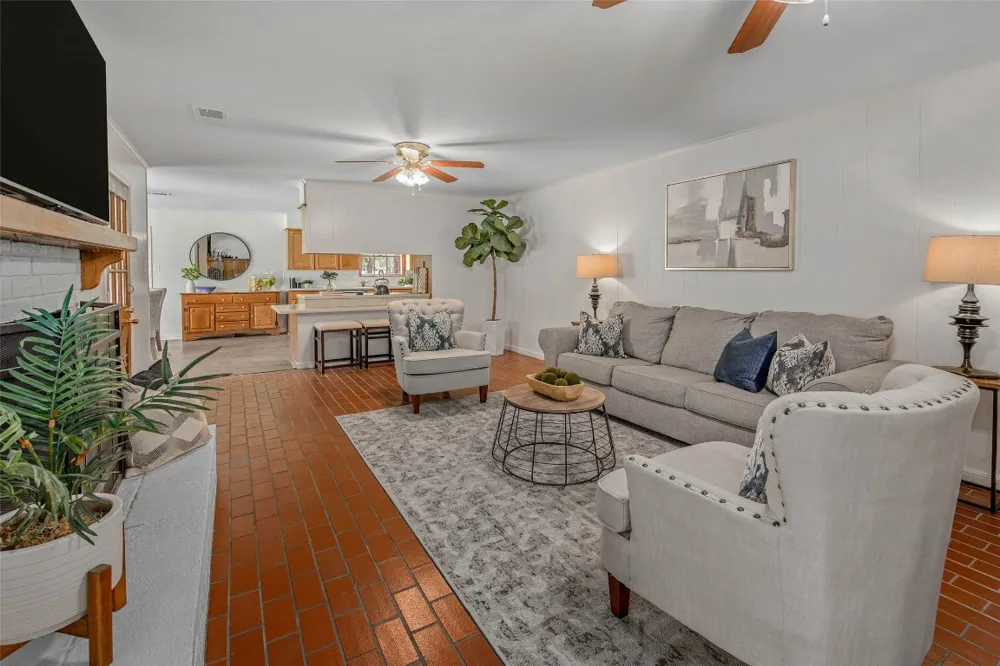 1403 Post Oak Circle College Station, TX 77840
