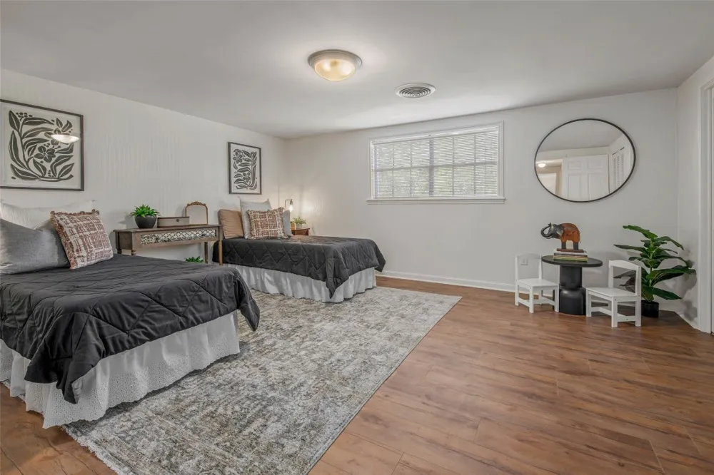 1403 Post Oak Circle College Station, TX 77840