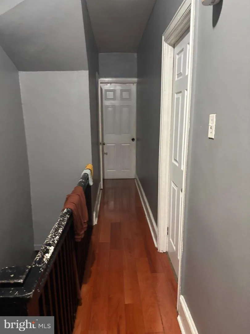 10 CLIFF STREET Trenton, NJ 08611
