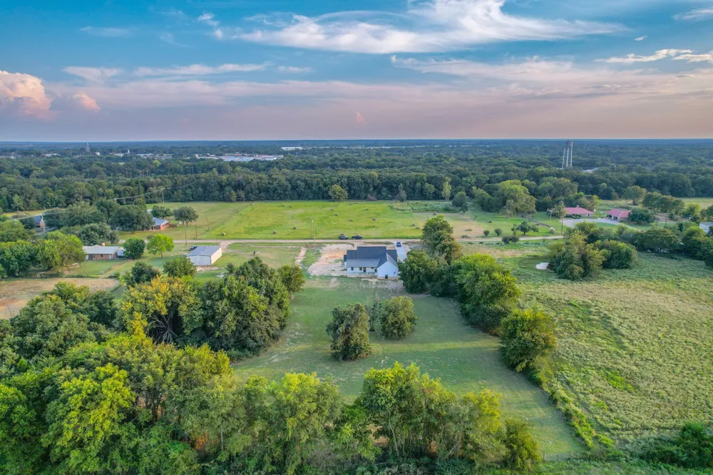 212 Country lane Malakoff, TX 75148