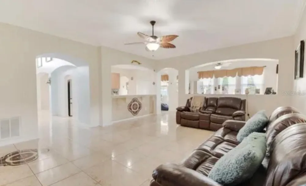 13315 DAFFODIL WAY Astatula, FL 34705