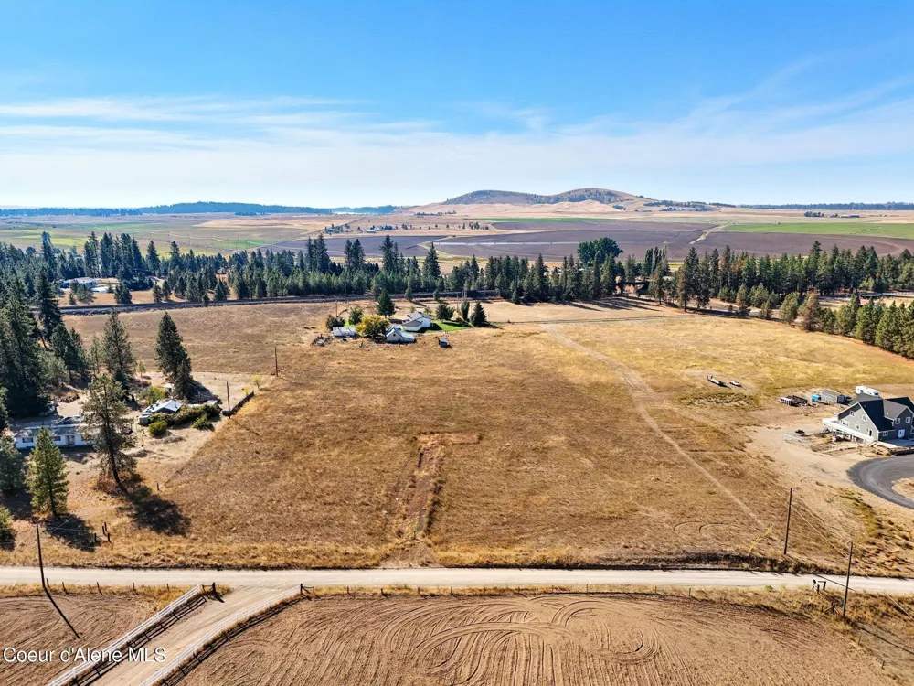NNA W Elm Lane Medical Lake, WA 99022