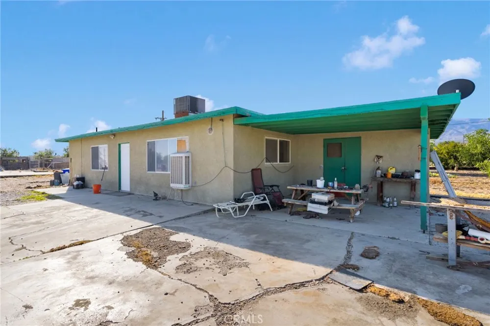 10099 Highland Avenue Lucerne Valley, CA 92356