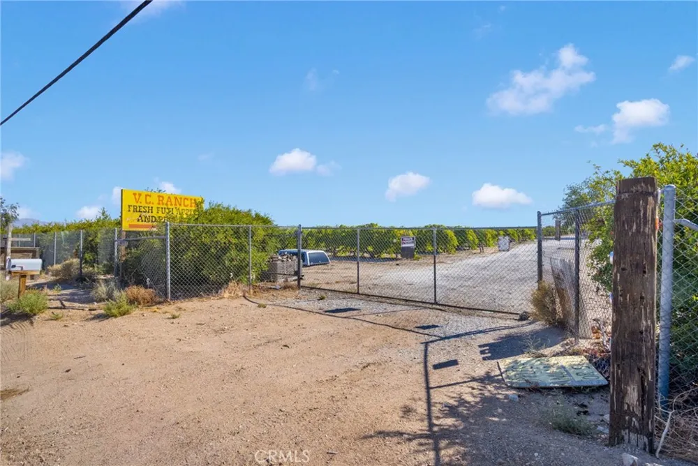 10099 Highland Avenue Lucerne Valley, CA 92356