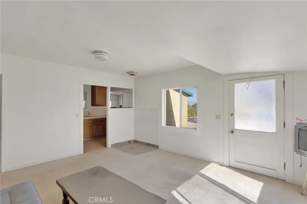 10099 Highland Avenue Lucerne Valley, CA 92356
