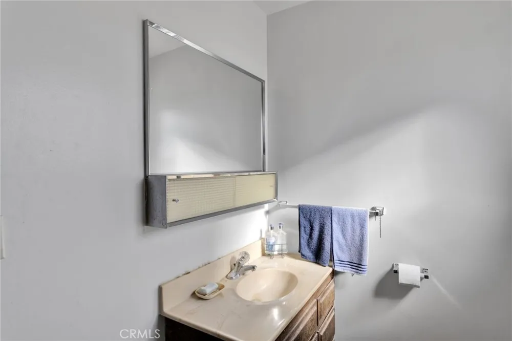 10099 Highland Avenue Lucerne Valley, CA 92356