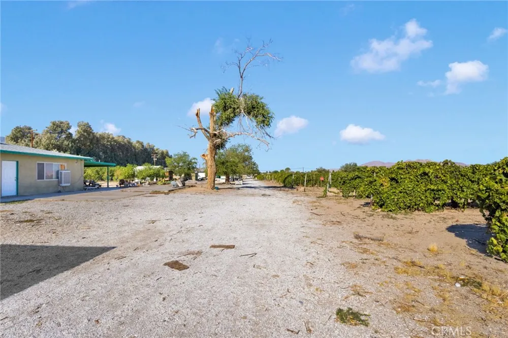 10099 Highland Avenue Lucerne Valley, CA 92356