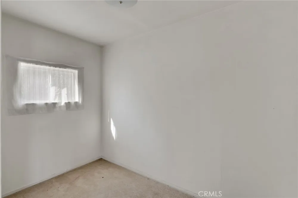 10099 Highland Avenue Lucerne Valley, CA 92356