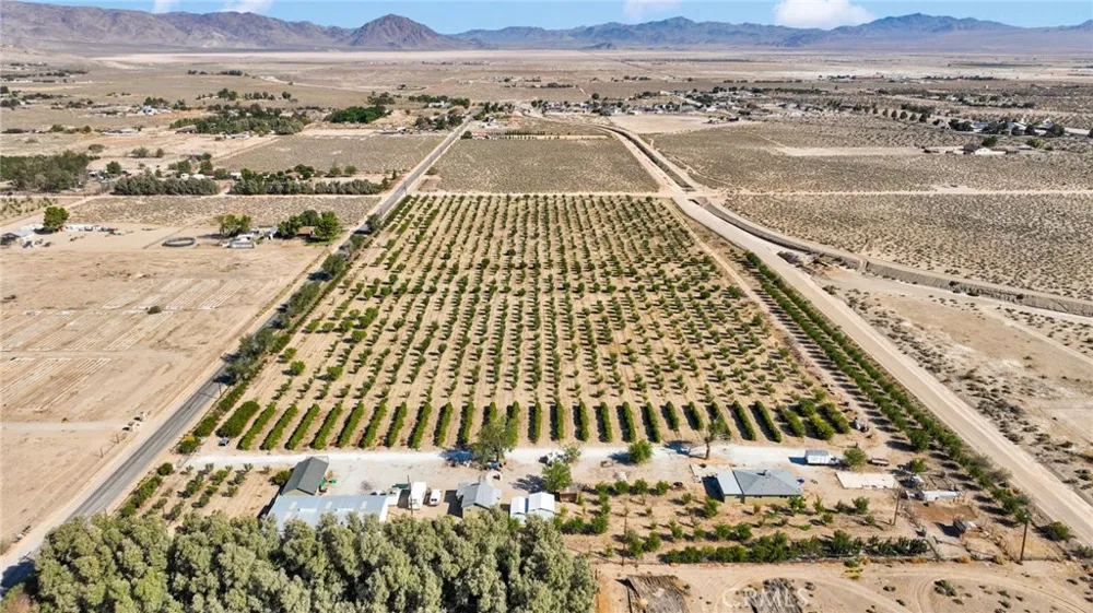 10099 Highland Avenue Lucerne Valley, CA 92356