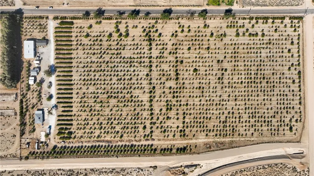 10099 Highland Avenue Lucerne Valley, CA 92356