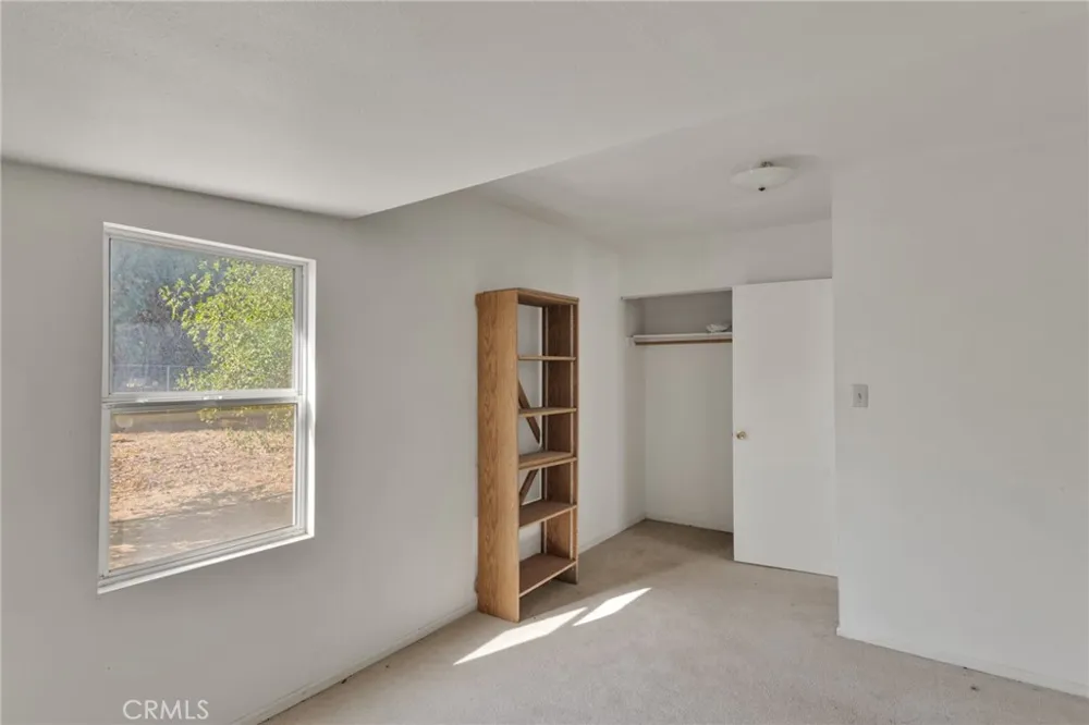 10099 Highland Avenue Lucerne Valley, CA 92356