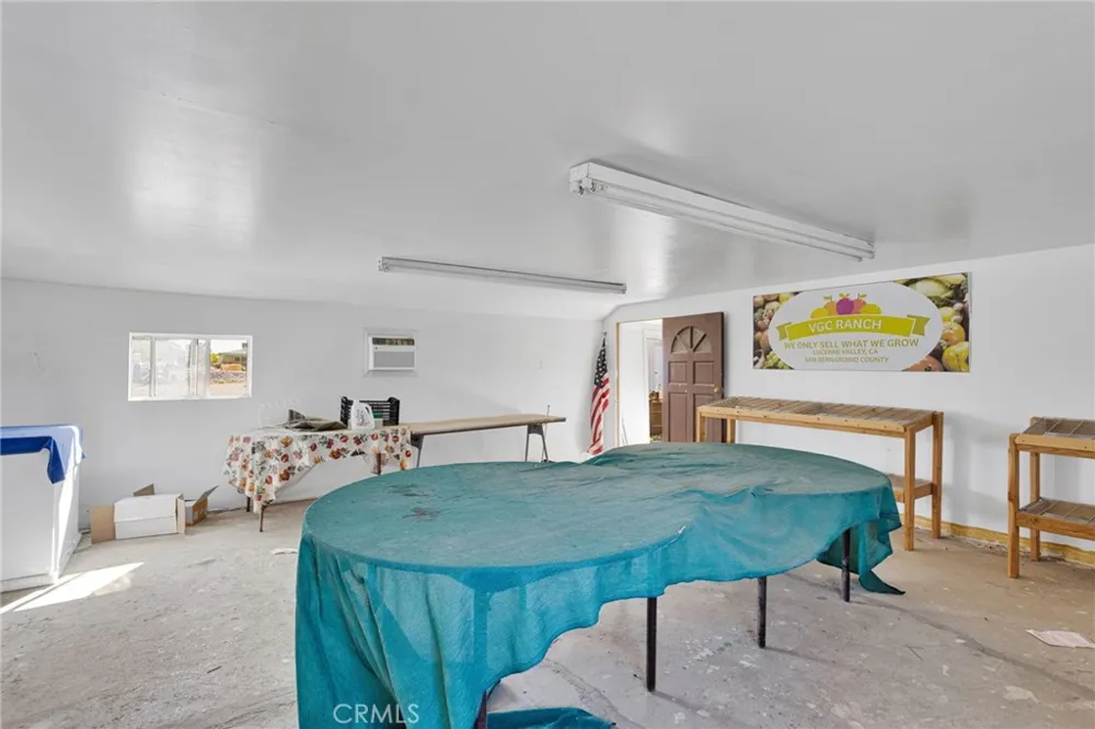 10099 Highland Avenue Lucerne Valley, CA 92356
