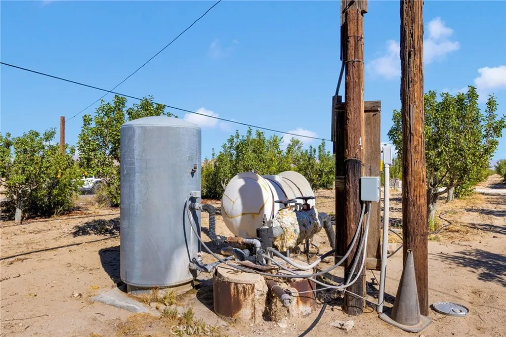 10099 Highland Avenue Lucerne Valley, CA 92356