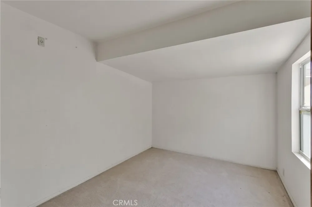 10099 Highland Avenue Lucerne Valley, CA 92356