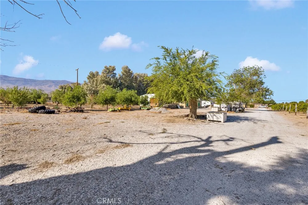 10099 Highland Avenue Lucerne Valley, CA 92356