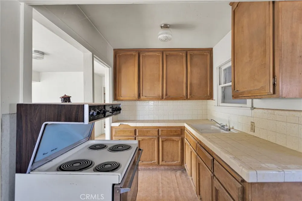10099 Highland Avenue Lucerne Valley, CA 92356