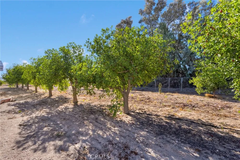 10099 Highland Avenue Lucerne Valley, CA 92356