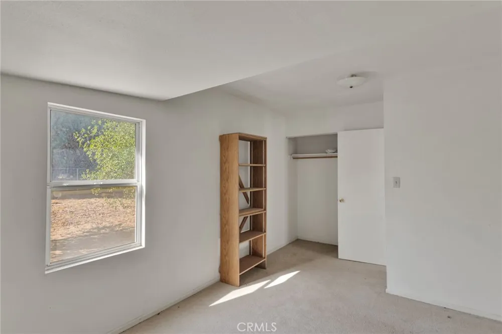 10099 Highland Avenue Lucerne Valley, CA 92356