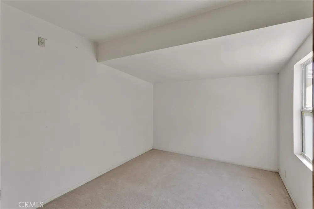 10099 Highland Avenue Lucerne Valley, CA 92356