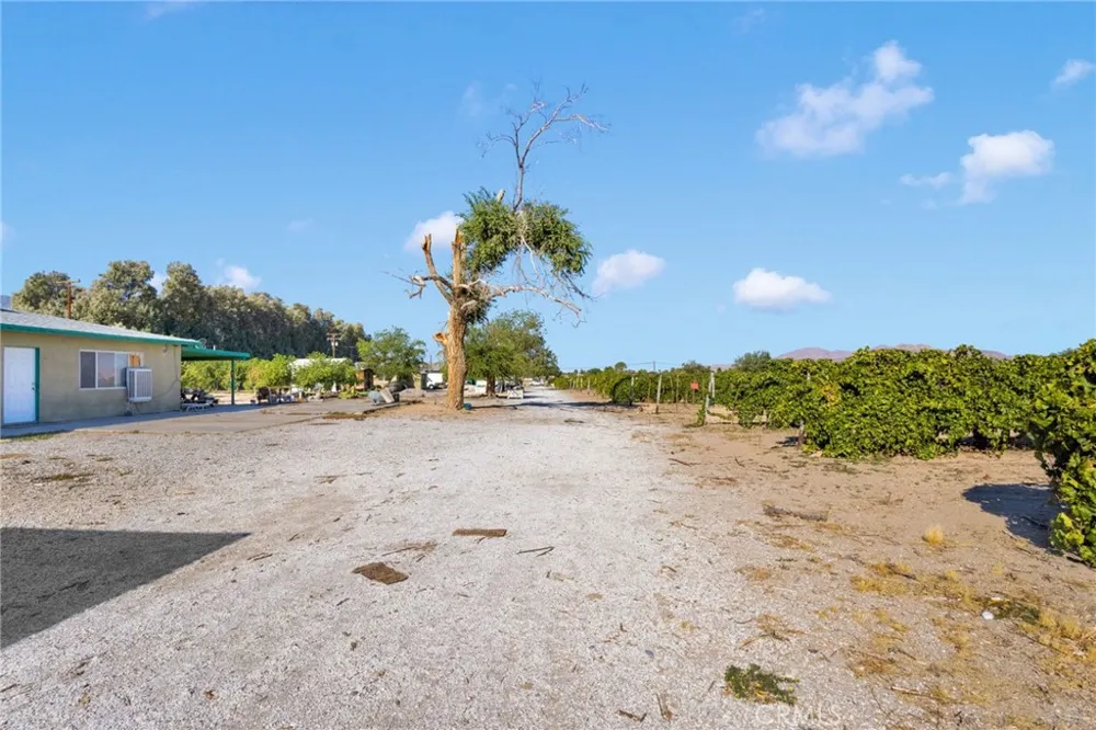 10099 Highland Avenue Lucerne Valley, CA 92356