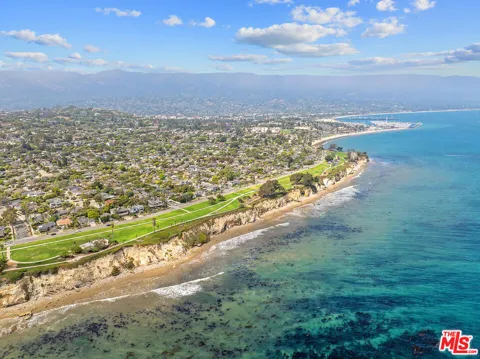 1312 Shoreline Drive