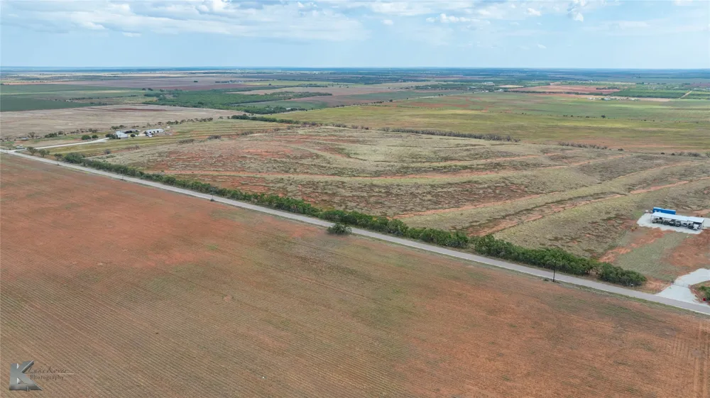 CR 107 Trent, TX 79561