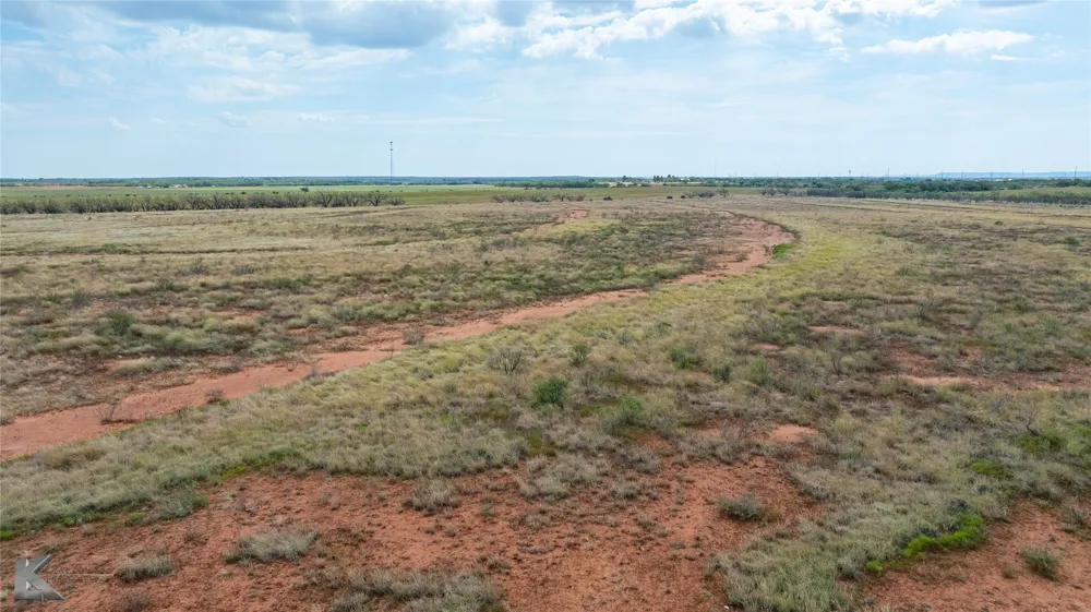 CR 107 Trent, TX 79561