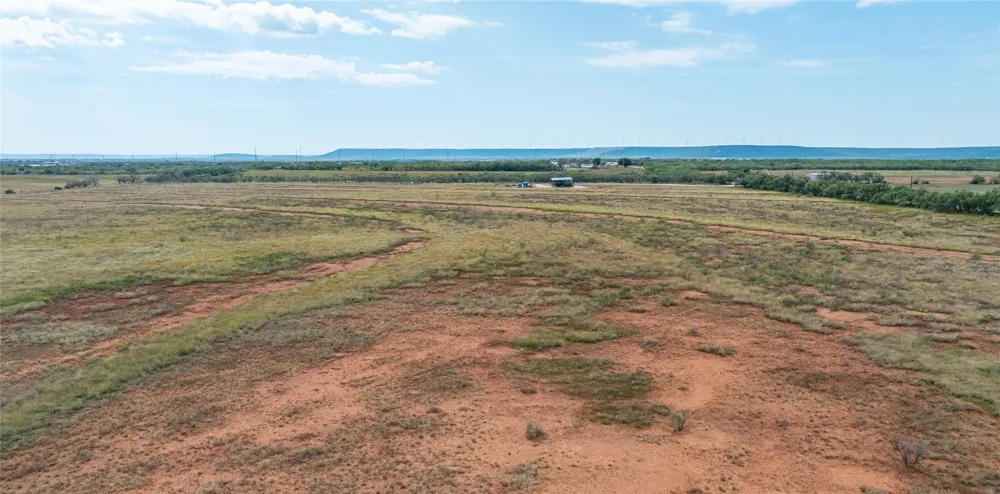 CR 107 Trent, TX 79561