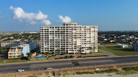 7700 Seawall Boulevard #702