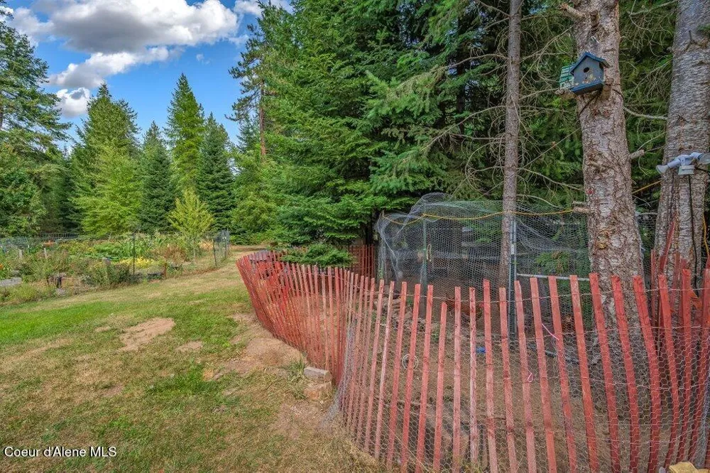 18321 W RICE AVENUE Hauser, ID 83854