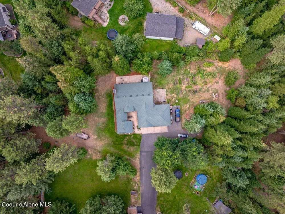 18321 W RICE AVENUE Hauser, ID 83854