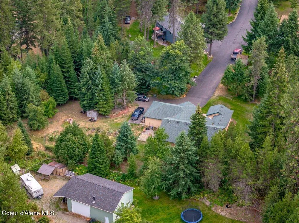 18321 W RICE AVENUE Hauser, ID 83854