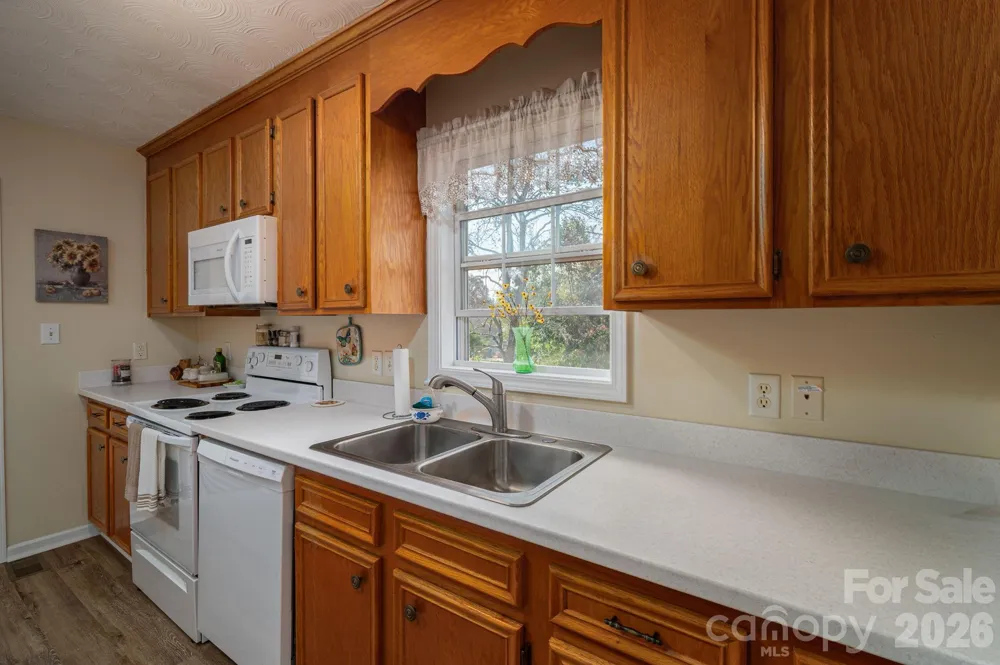 1371 Millrace Drive Conover, NC 28613