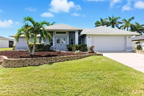 112 SW 34th LN