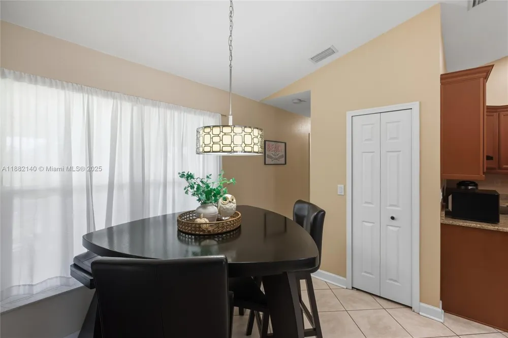 112 SW 34th LN Cape Coral, FL 33914