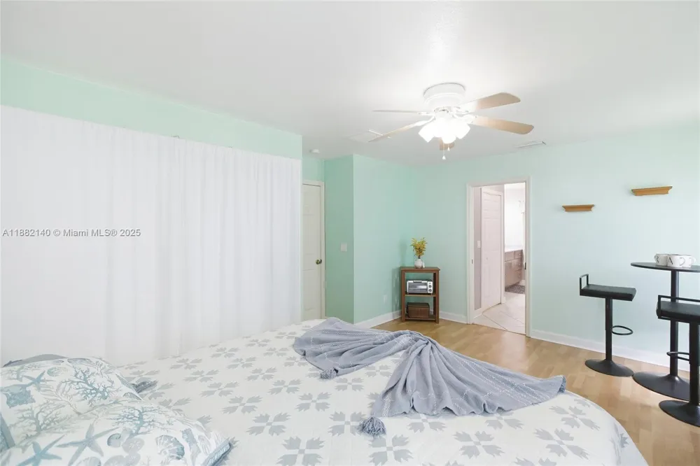 112 SW 34th LN Cape Coral, FL 33914
