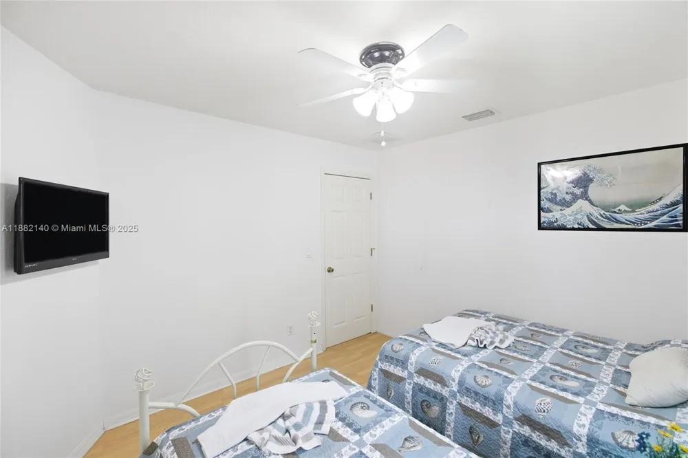 112 SW 34th LN Cape Coral, FL 33914