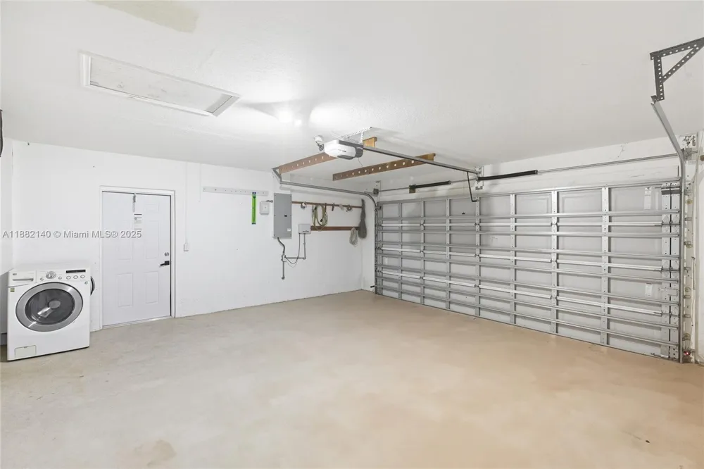 112 SW 34th LN Cape Coral, FL 33914