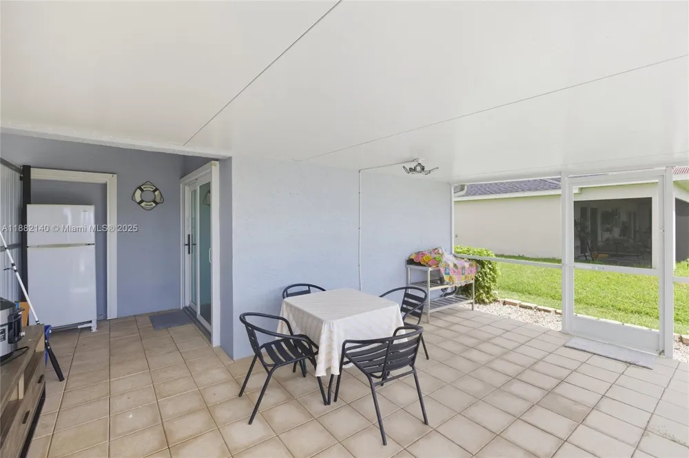112 SW 34th LN Cape Coral, FL 33914