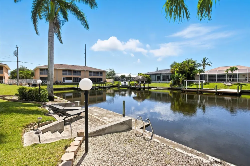 112 SW 34th LN Cape Coral, FL 33914