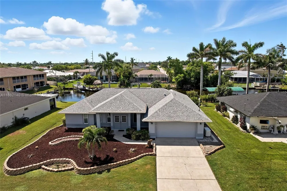 112 SW 34th LN Cape Coral, FL 33914