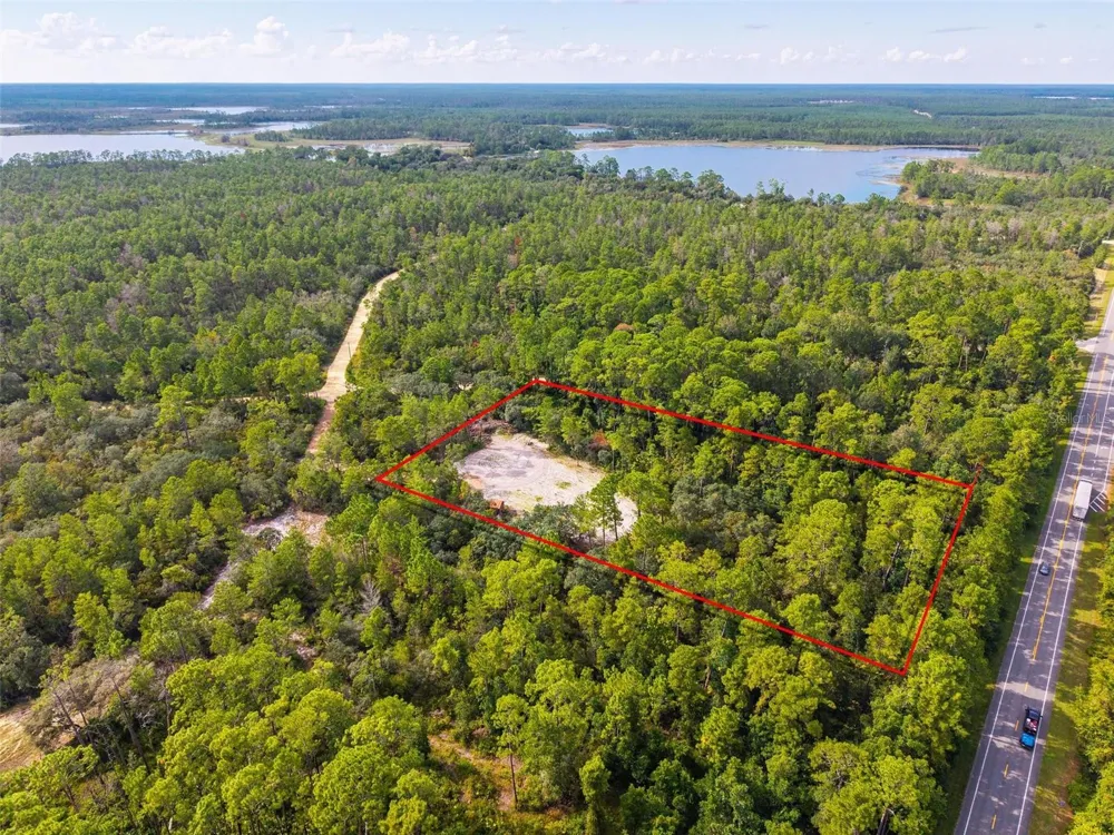52215 STATE ROAD 19 Altoona, FL 32702