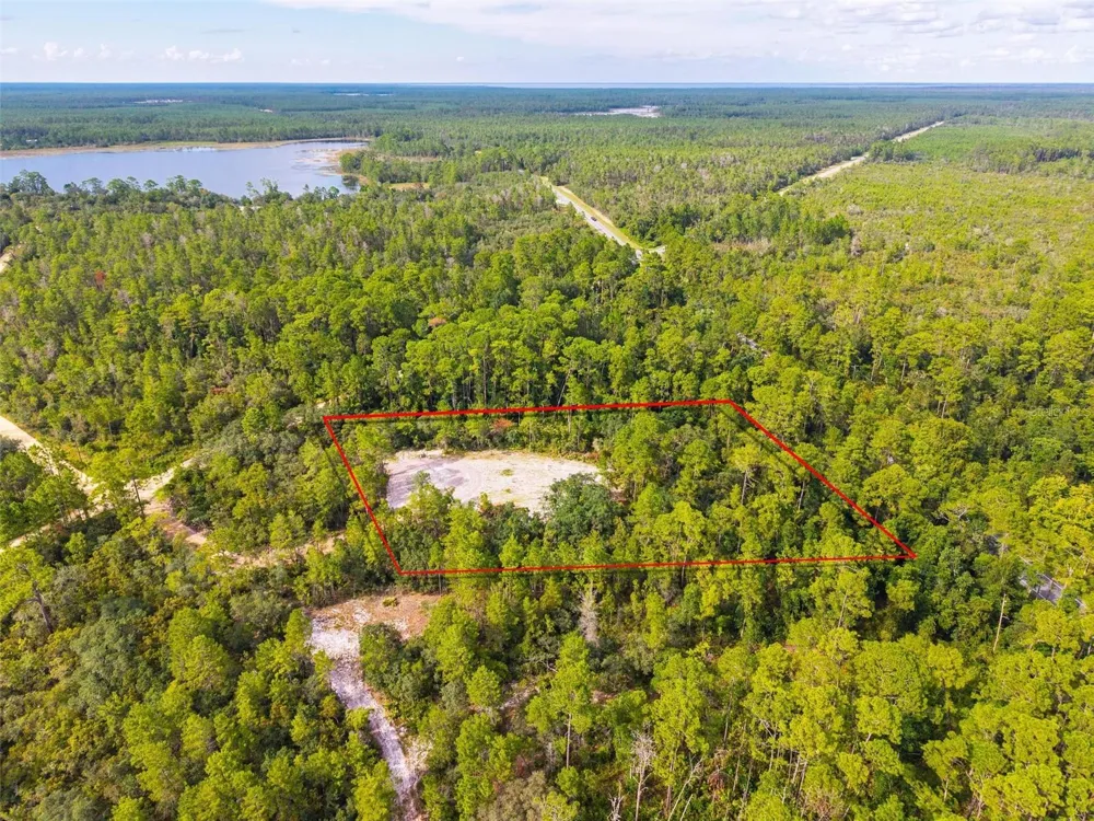 52215 STATE ROAD 19 Altoona, FL 32702
