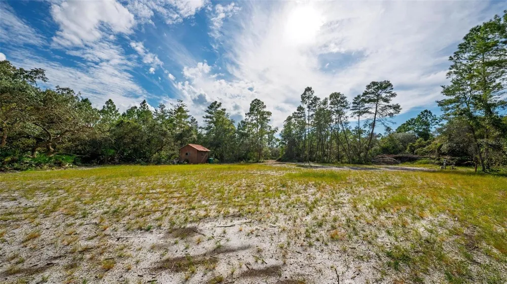 52215 STATE ROAD 19 Altoona, FL 32702